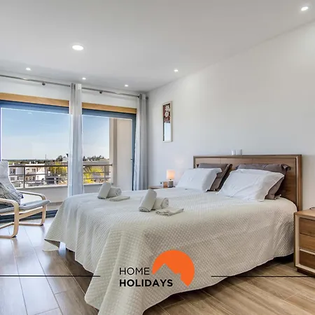 #125 By Holidays Vila